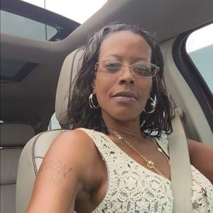 Meet your Posher, Shannon